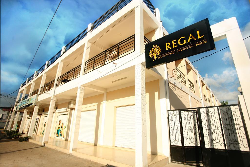 Regal Apartments Kololi Exterior foto